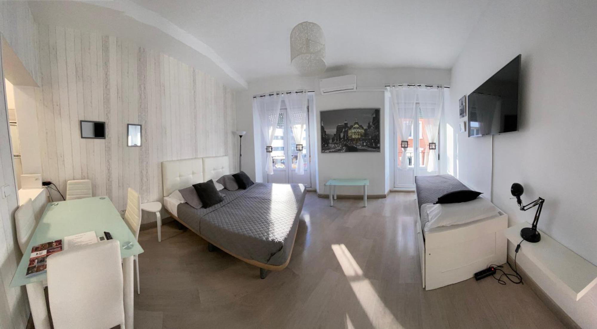 Stay Inn Мадрид Экстерьер фото