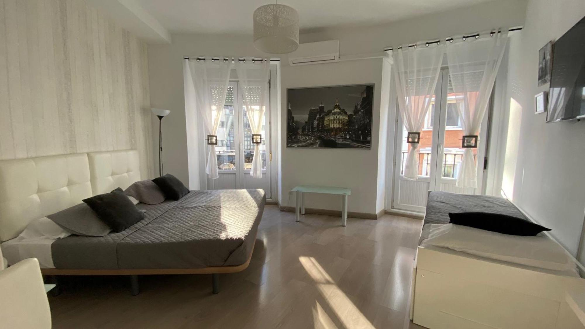 Stay Inn Мадрид Экстерьер фото