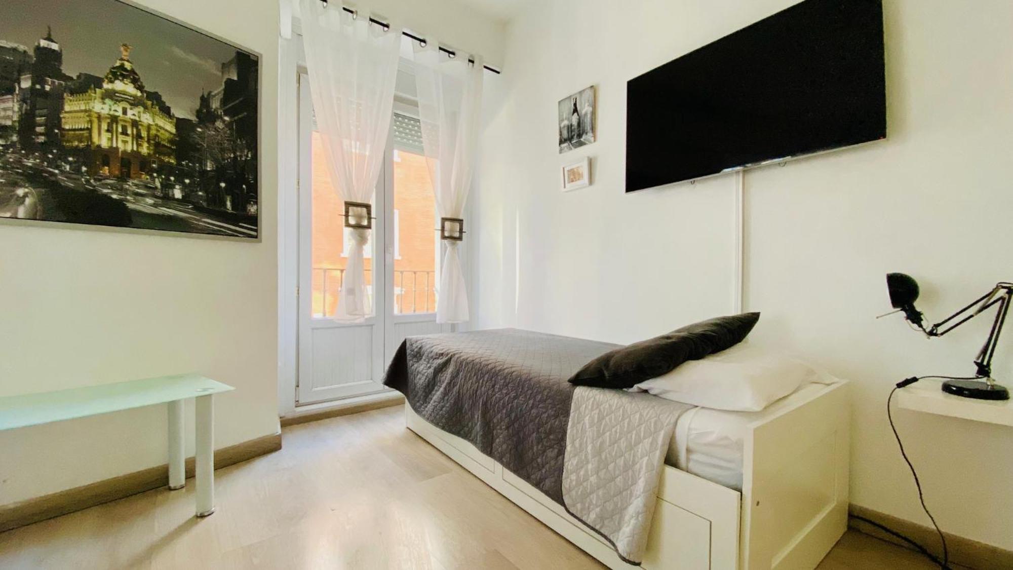 Stay Inn Мадрид Экстерьер фото